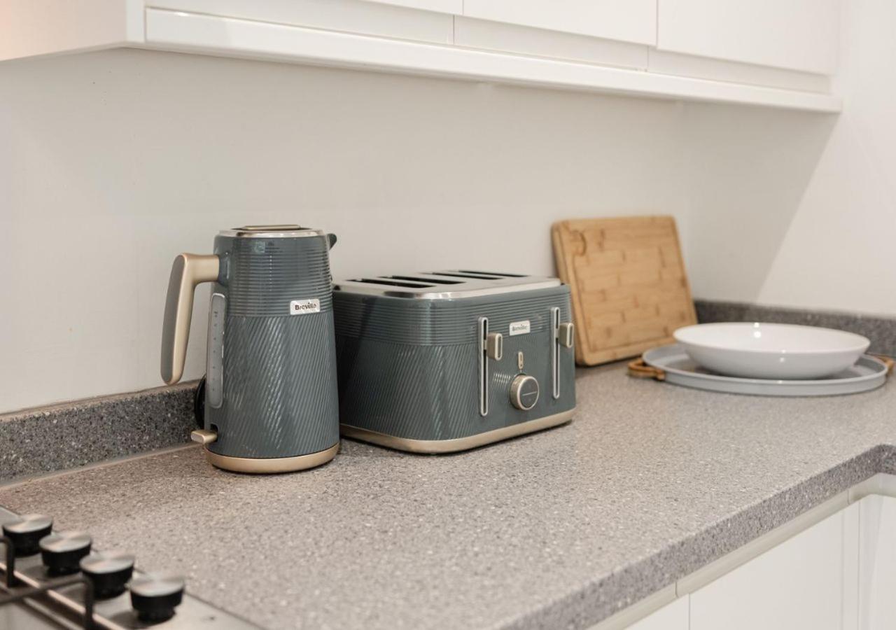 Cosy 1bd In Malvern With Stunning Views!