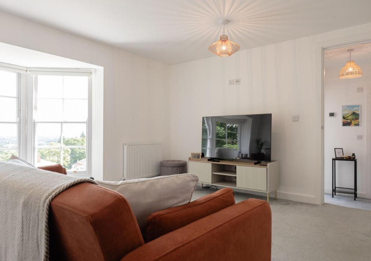 Cosy 1bd In Malvern With Stunning Views! Apartment *