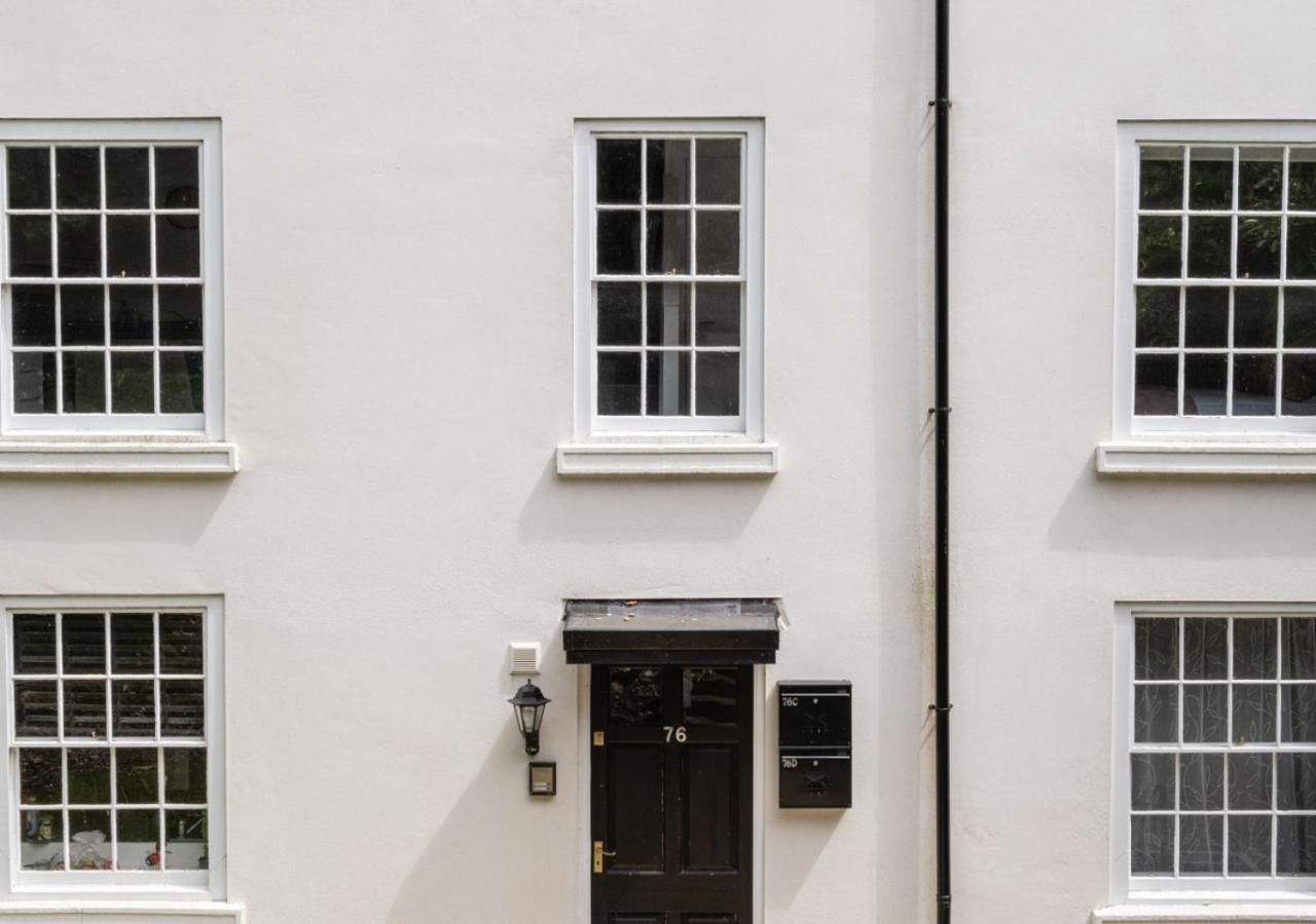 Cosy 1bd In Malvern With Stunning Views! Apartment